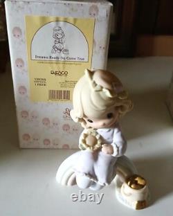 12 Precious Moments Collection, Great Gift, High Collectors Value