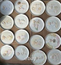 16 Precious Moments Vintage medallion Set
