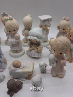 17pc lot Vintage Precious Moments Christmas Nativity & Milestone Figurines Mixed