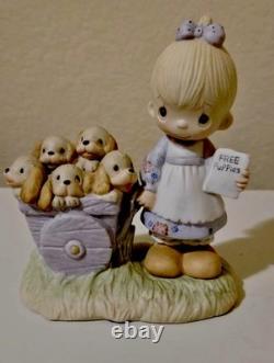 1977 Precious Moments God Loveth a Cheerful Giver