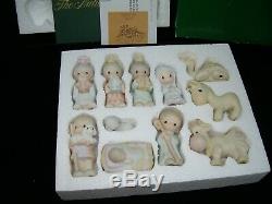 1982 ENESCO PRECIOUS MOMENTS Mini Porcelain Bisque 11 Pc Nativity Jonathon David