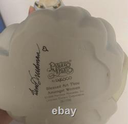 1998 Precious Moments Blessed Art Thou Amongst Women 261556