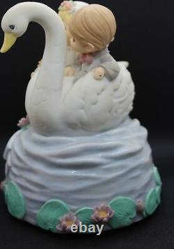 2002 Precious Moments Our Love Will Flow Eternal Wedding March Musical Figurine