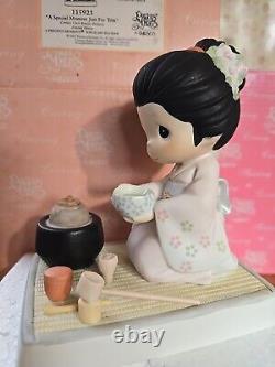 2003 Precious Moments A Special Moment Just For You LE Figurine 115923
