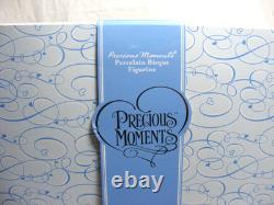 2008 Precious Moments Figurine Holiday Surprises Are Filled With Love No. 910052