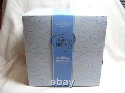 2008 Precious Moments Figurine The Christmas Spirit Is A Part of My World Disney