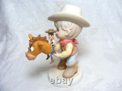 2009 Precious Moments Figurine #920003 Rounding Up A Gang Full of Fun Disney E-1