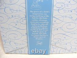 2009 Precious Moments Figurine #920003 Rounding Up A Gang Full of Fun Disney E-1