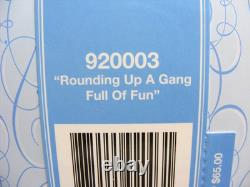 2009 Precious Moments Figurine #920003 Rounding Up A Gang Full of Fun Disney E-1