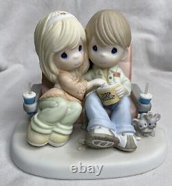 2009 Precious Moments Our Reel Life Romance #940029 New MIB Movie Couple