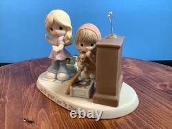2014 Precious Moments Elvis TV Love Me Tender Love Me True Figure #0546A