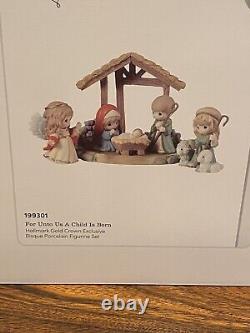 2018 Precious Moments 7 Piece Nativity Set #199301 For Unto Us A Child is Born