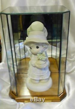 9 in precious moments easter seal LOVE GROWS HEREwith display case