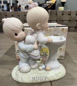 A Lot of 12 Precious Moments with Boxes