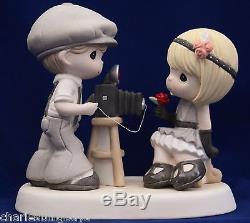 BNIB Precious Moments (Couple obviously in Love) YOU'RE PICTURE PERFECT, 123007