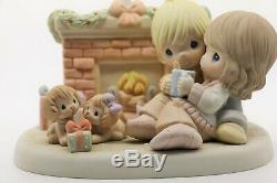 BNIB Precious Moments YOUR LOVE WARMS MY HEART 810008 Limited Edition