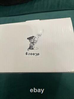 Brand New-Precious Moments Disney Showcase Magically Ever After Wedding Figure