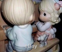 Chapel Exclusive I'm Yours Heart and Soul. Precious Moments. 4001779 MIB
