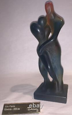 Daum Etreinte (Husband and Wife) Embrace, glass sculpture by Eric Pierre 305/500