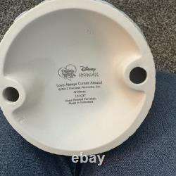 Disney Showcase Collection, Love Always Comes Around Porcelain Bisque Figurine