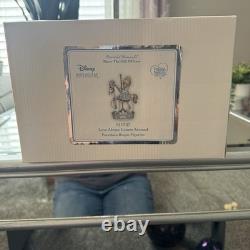 Disney Showcase Collection, Love Always Comes Around Porcelain Bisque Figurine