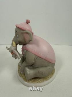 Disney Showcase Precious Moments'Your Love Is So Comforting' Porcelain Figurine