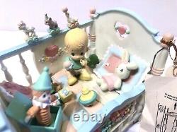 Enesco 1993 Precious Moments Expressions Heaven Bless You Action Musical Crib