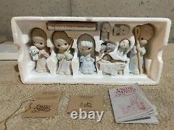 Enesco Precious Moments 9 piece Nativity Set #104000 and Wooden Stable