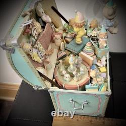 Enesco Precious Moments My Favorite Things Musical Moving Toy Chest withBOX