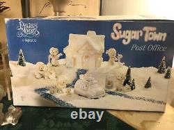 Enesco Precious Moments Sugar Town Post Office Rare set Sam Butcher 1998 & Box