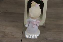 Enesco Precious Moments Vintage 1978 Jesus Loves Me Girl Rabbit Figurine E1372G