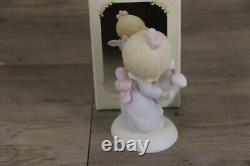 Enesco Precious Moments Vintage 1978 Jesus Loves Me Girl Rabbit Figurine E1372G