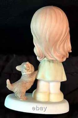 Extremely Rare Precious Moments 2009 HAPPY TAILS TWO YOU 940027 Yorkie