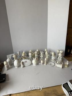 Huge 27 Pc Vintage Precious Moments Figurines