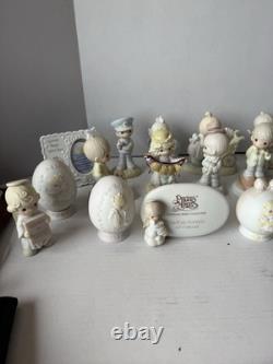 Huge 27 Pc Vintage Precious Moments Figurines