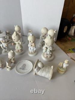 Huge 27 Pc Vintage Precious Moments Figurines