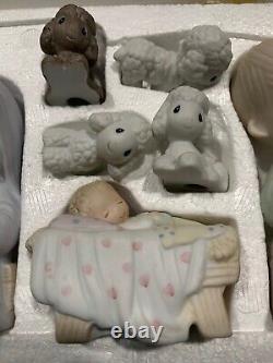 Jonathan& David Enesco Precious Moments Collection THE NATIVITY Set 19 Pieces