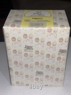 LOT OF 21 Enesco Precious Moments Porcelain Figure Figurines With Boxes US LOT OF 21 Enesco Precious Moments Porcelain Figure Figurines With Boxes US