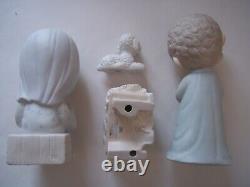 Large O COME LET US ADORE HIM 111333 Porcelain PRECIOUS MOMENTS Nativity Set