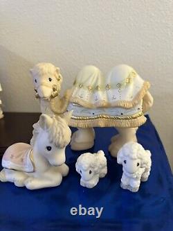 Large Precious Moments 15 Piece Nativity 2012-2014 Plus Crèche, Star, Santa