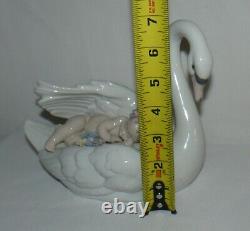 Lladro Drifting Through Dreamland #6758 Figurine No Box