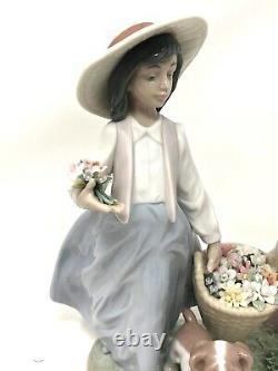 Lladro Springtime Harvest MINT