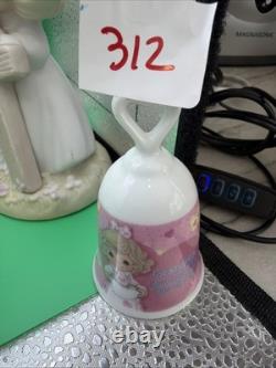 Lot 12 of precious moments figurines