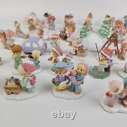 Lot 34 Hawthorne Christmas Village Precious Moments Mini Figurines Rare 82230