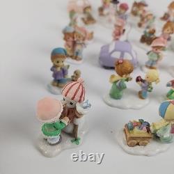 Lot 34 Hawthorne Christmas Village Precious Moments Mini Figurines Rare 82230