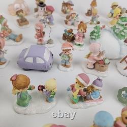 Lot 34 Hawthorne Christmas Village Precious Moments Mini Figurines Rare 82230