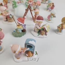 Lot 34 Hawthorne Christmas Village Precious Moments Mini Figurines Rare 82230