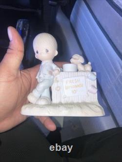 Lot Of 15 Vintage Jonathan & David Antique Precious Moments Figurines