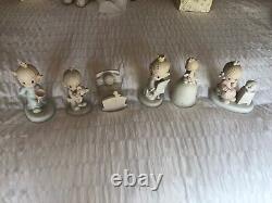 Lot of Precious Moments Figurines no boxes