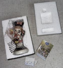 NEW Precious Moments Disney Minnie Mouse Life's Sure Sweet With You 129006 2011